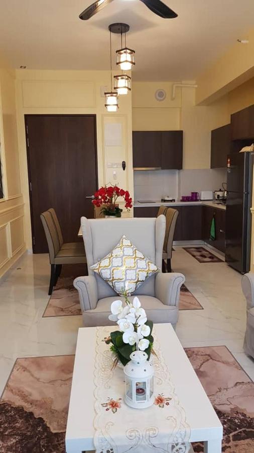 Aleeya Suite @ Troika Residence Kota Bharu Exteriör bild